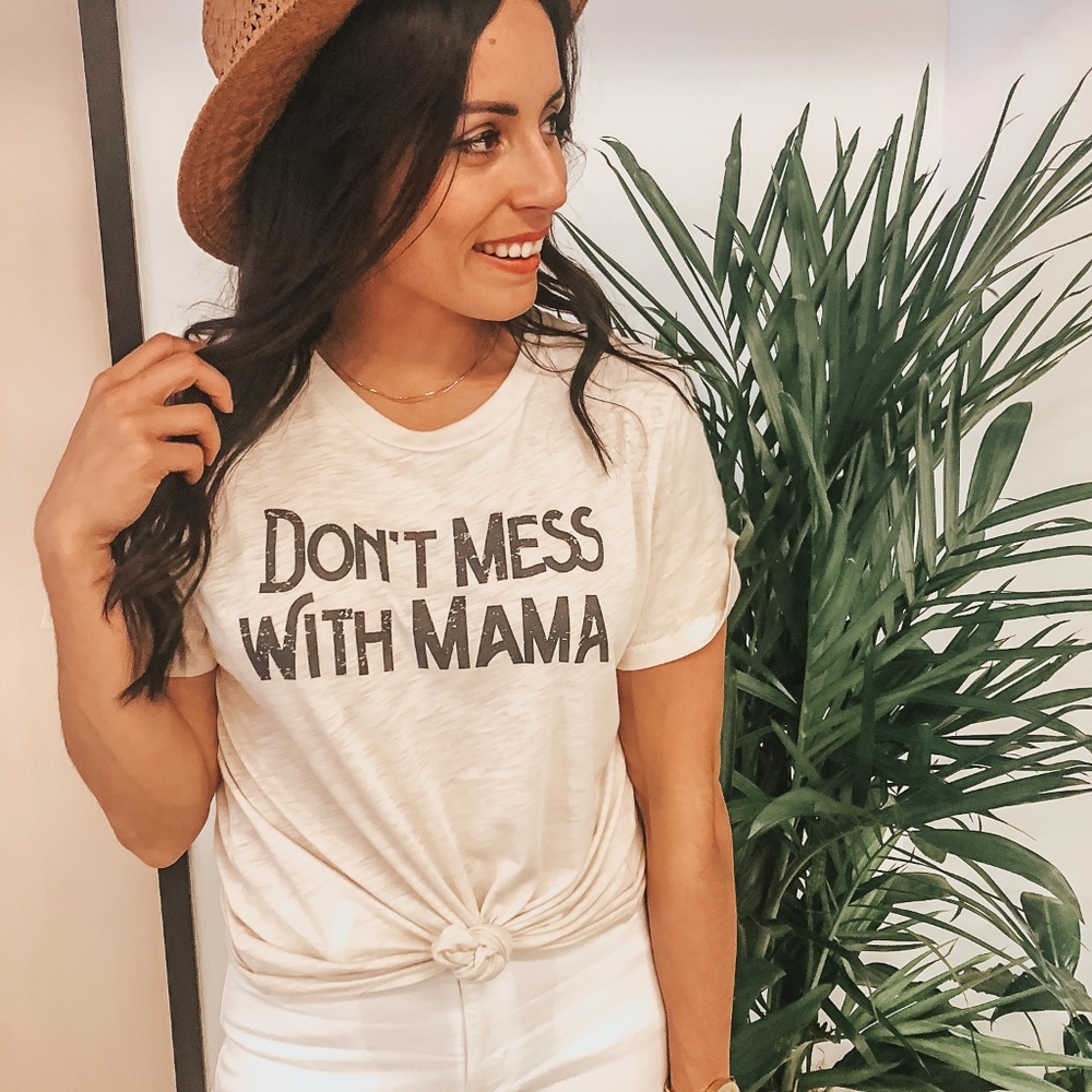 Don’t Mess With Mama Tee - Picture 2 of 4